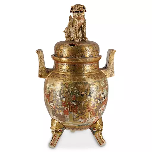 Large Japanese Satsuma urn. Image courtesy of Akiba Antiques.