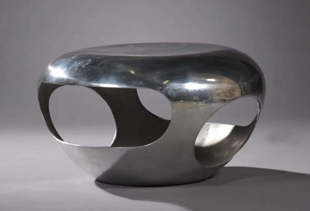 Hervé Van der Straeten (born 1965), "Capsule" ottoman, c. 2005, varnished aluminum, 35 x 58 cm/13.78 x 22.83 in. Estimate: €1,800/2,000