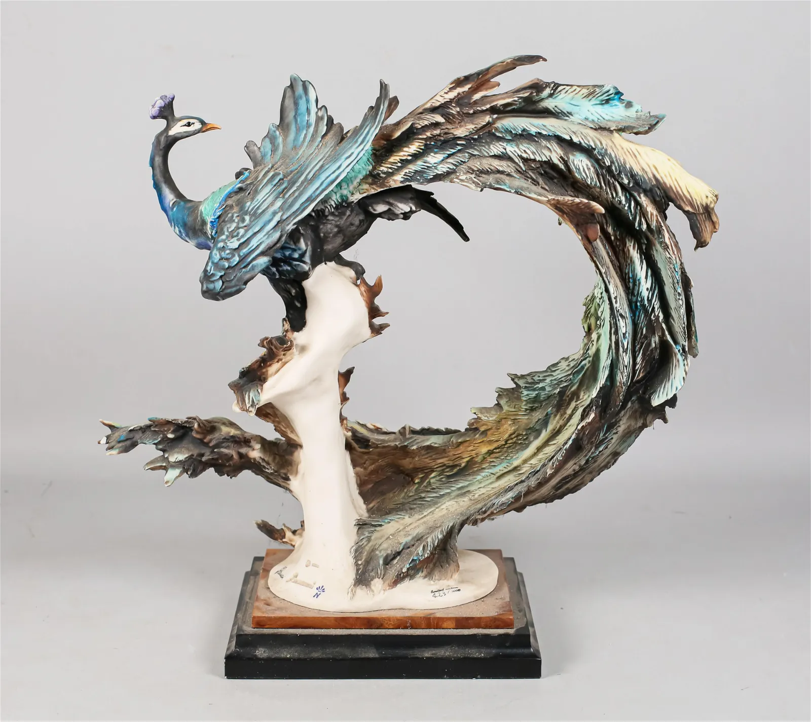 Giuseppe Armani Peacock Capodimonte Figurine