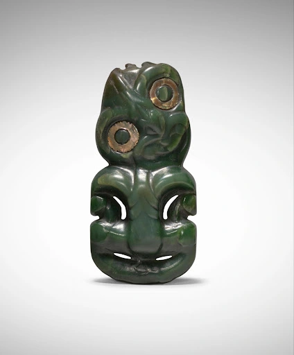 Superb Maori anthropomorphic pendant, New Zealand, c. 1600 - 1850. Image courtesy of Bonhams.