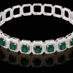 BRACELET 18k white gold diamond and emerald bangle