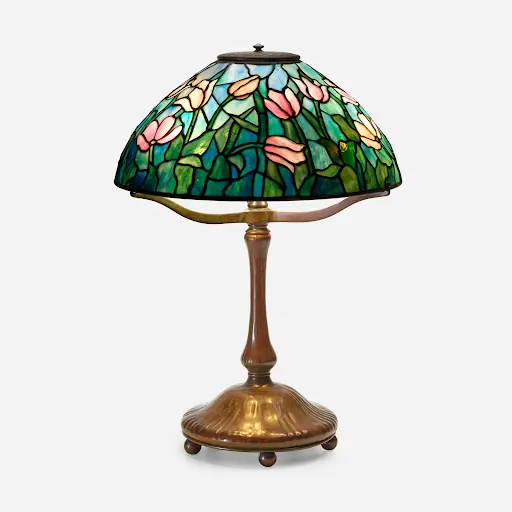 Tiffany Studios tulip table lamp, c. 1910. Image courtesy of Rago.