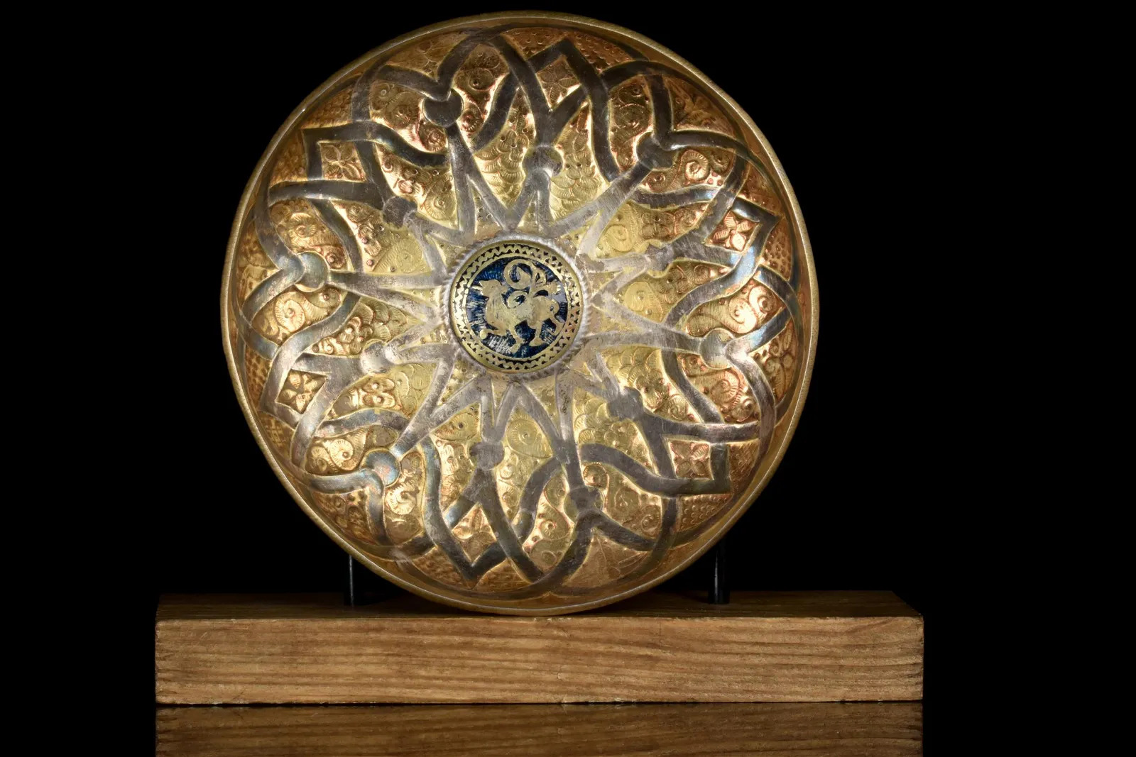 Apollo Art Auctions’ July 24 sale features magnificent antiquities