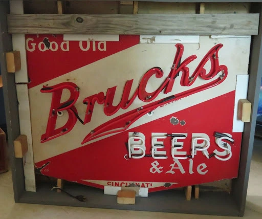 Lot #57, a Bruck's Beer outdoor porcelain and neon sign estimated at $3,600 - $5,400. Image courtesy of TavernTrove.