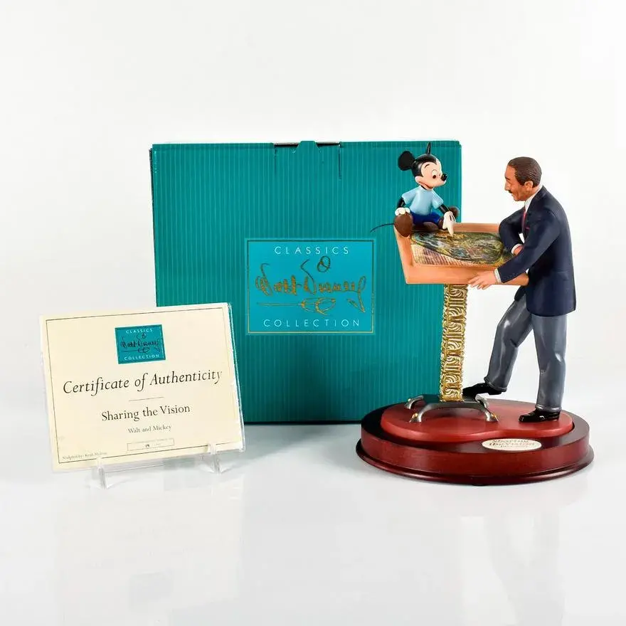 Sharing A Vision, Walt And Mickey - Walt Disney Classics Figurine