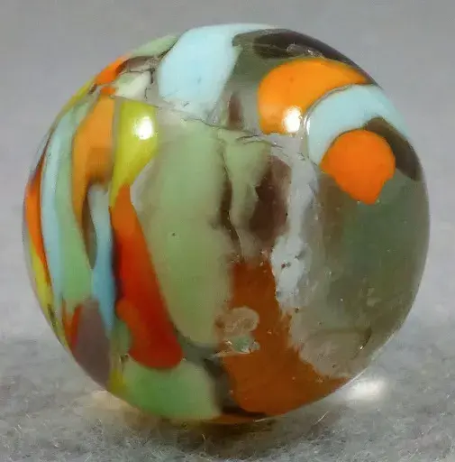 A Guinea marble produced by Christensen Agate Company, c. 1925 - 1930. Image courtesy of Block’s Marble Auctions, LLC.