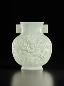 Carved White Jade 'Dragon' Vase, Qing Dynasty, Qianlong Period