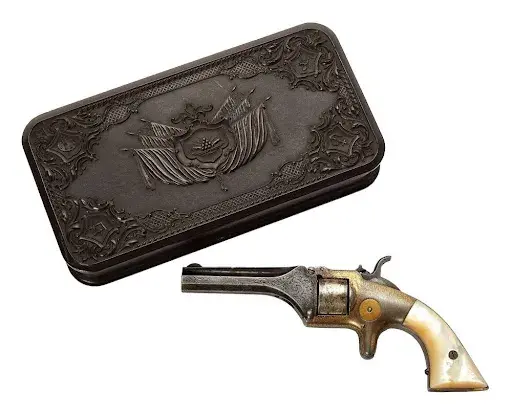 Battle of the Little Bighorn: George Custer 1863, Manhattan Revolver sold for $28,000. Image courtesy of Julien’s Auctions.