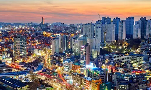 Seoul, South Korea at dusk. Image from the public domain via Piqsels.