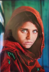 Steve McCurry Sharbat Gula, Afghan Girl, Pakistan