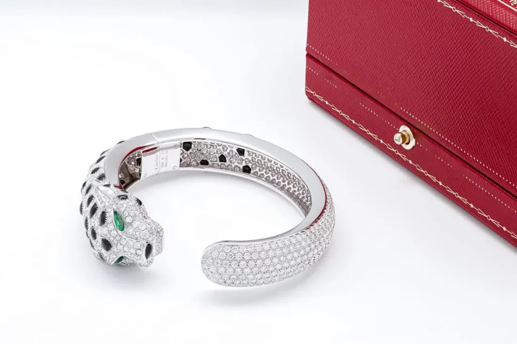 Panthere De Cartier Diamond Bracelet Size 17