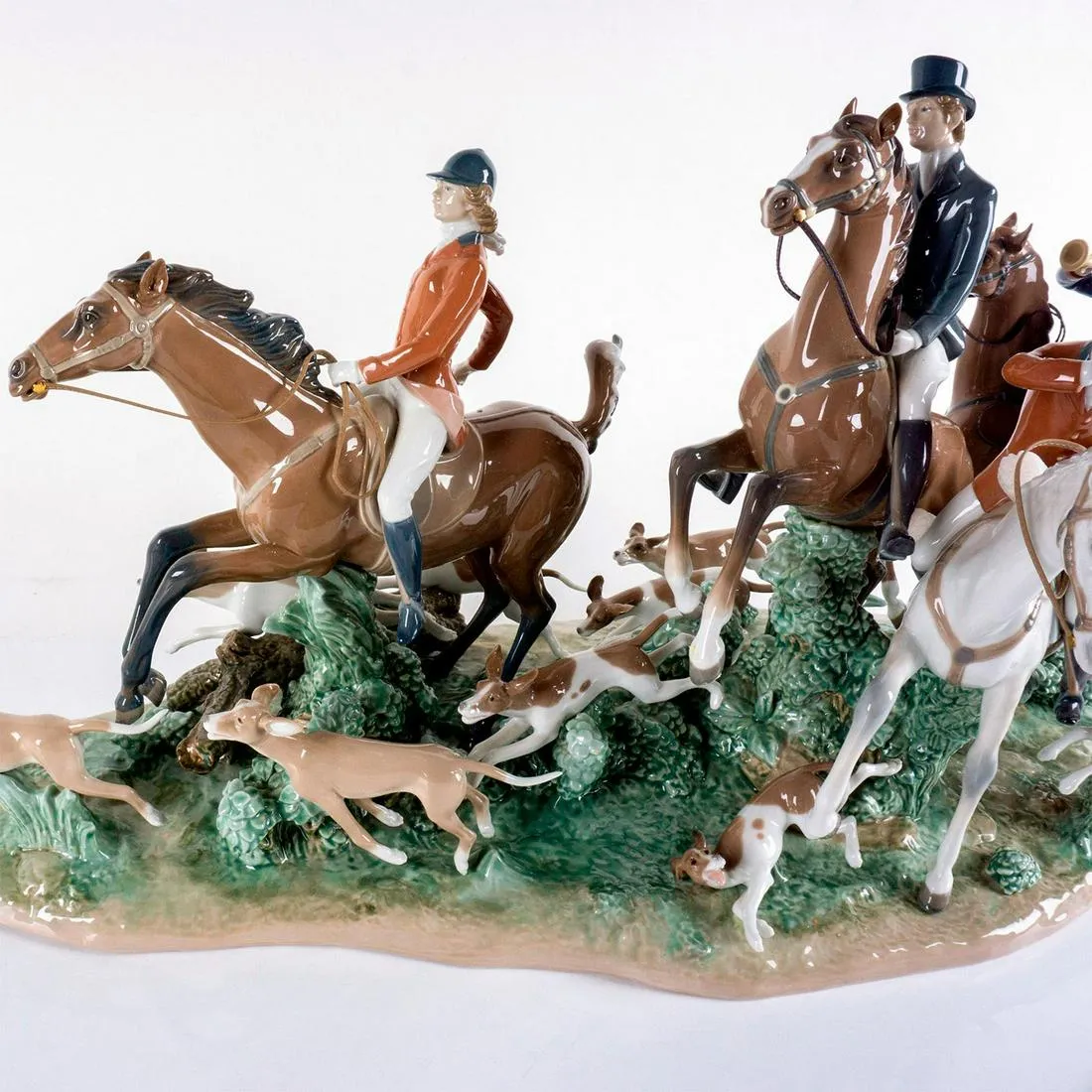 Fox Hunt 1005362 Ltd - Lladro Porcelain Figurine