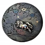 1 Of The Rarest Buttons In The Auction-a Special Horse