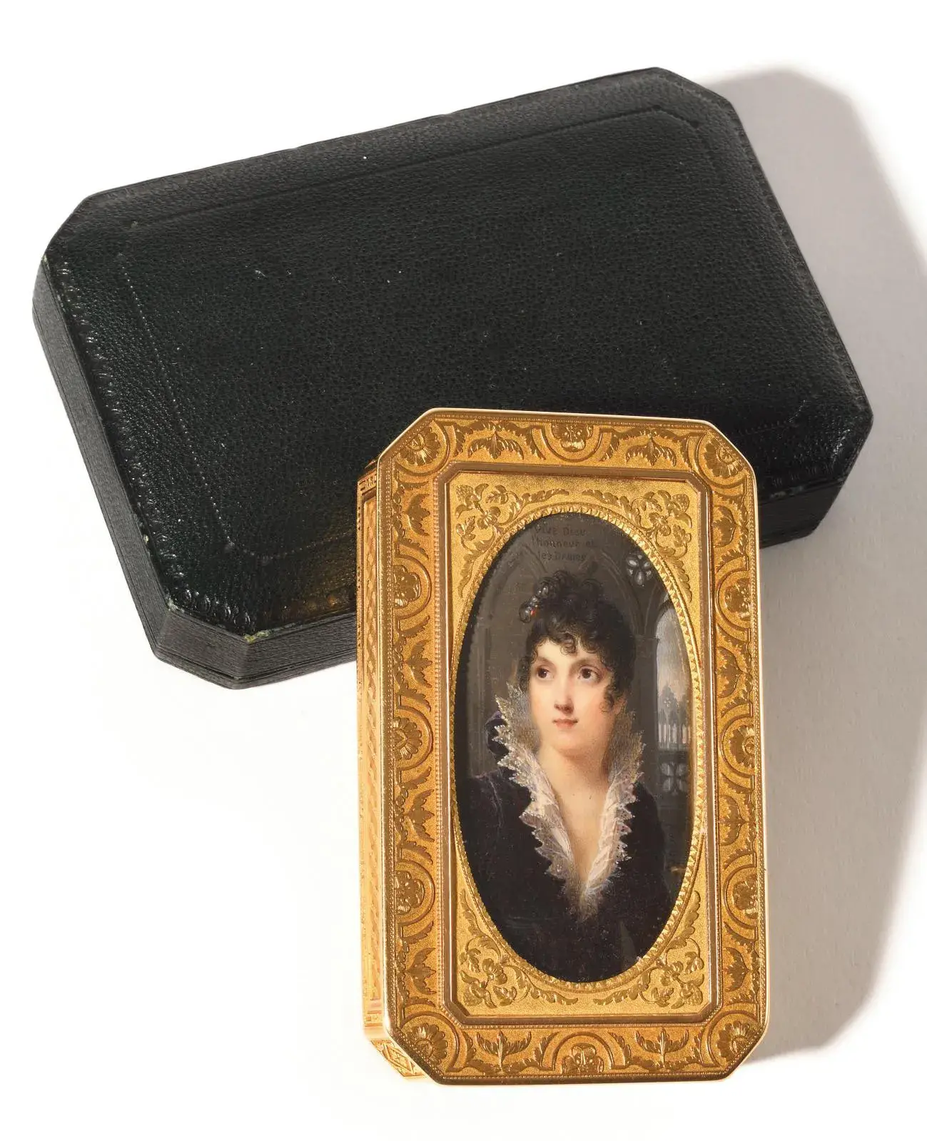 Jean-Baptiste Isabey (1767-1855, painter) and Étienne Lucien Blerzy (goldsmith), gold box chased with foliated floral patterns and shells, decorated with a miniature of the Duchess of Bassano, 9 x 5.5 x 1.8 cm/3.5 x 2 x 0.4 in., gross weight 151 g/5.3 oz. Fontainebleau, March 22, 2021. Osenat Auction House. Mr. Dey.
Sold for €106,250