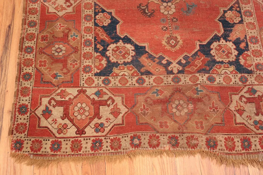 Antique 17th century Transylvanian Rug 5 ft 9 in x 4 ft 2 in (1.75 m x 1.27 m)
