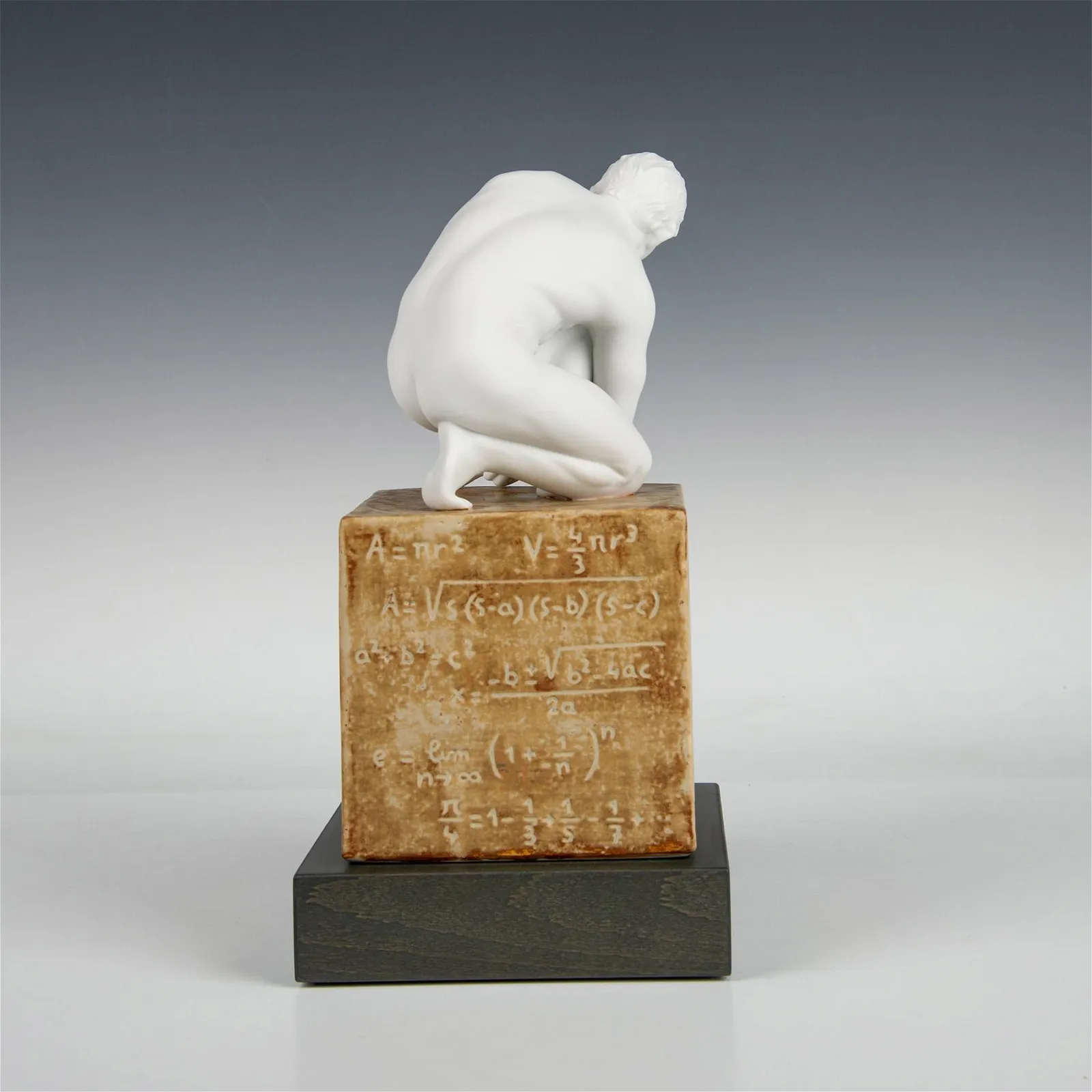 Lladro Porcelain Figure, Scientific 1018018