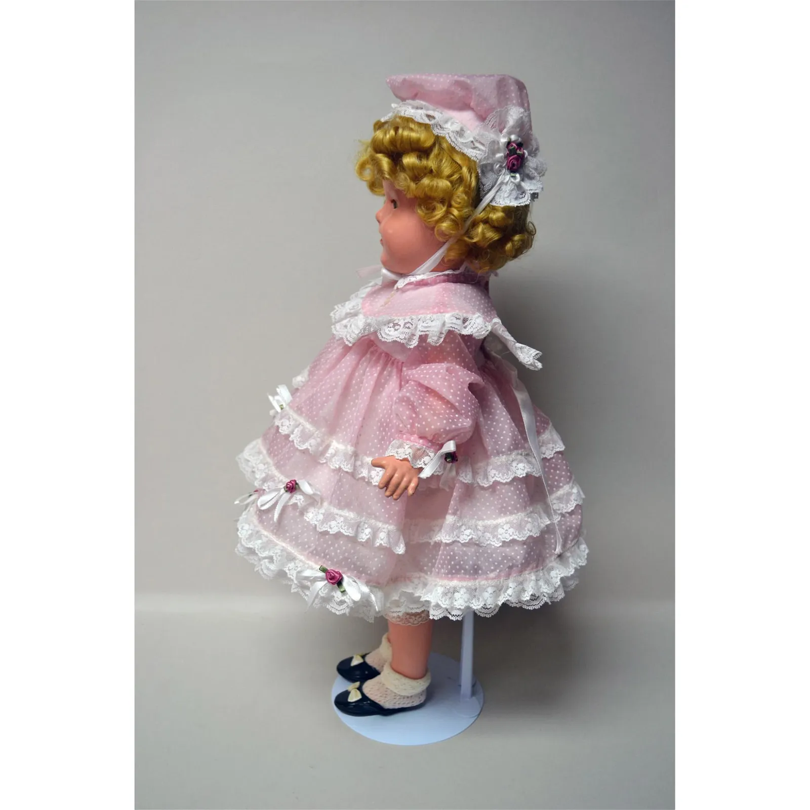 Vintage Original Shirley Temple Doll , 22" H. With Glass Case
