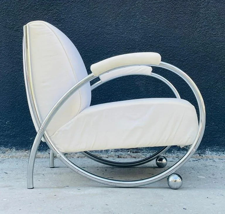 A Saxhorn armchair by CLC France, 1940s. Image courtesy of Cain Modern Auctions. 
