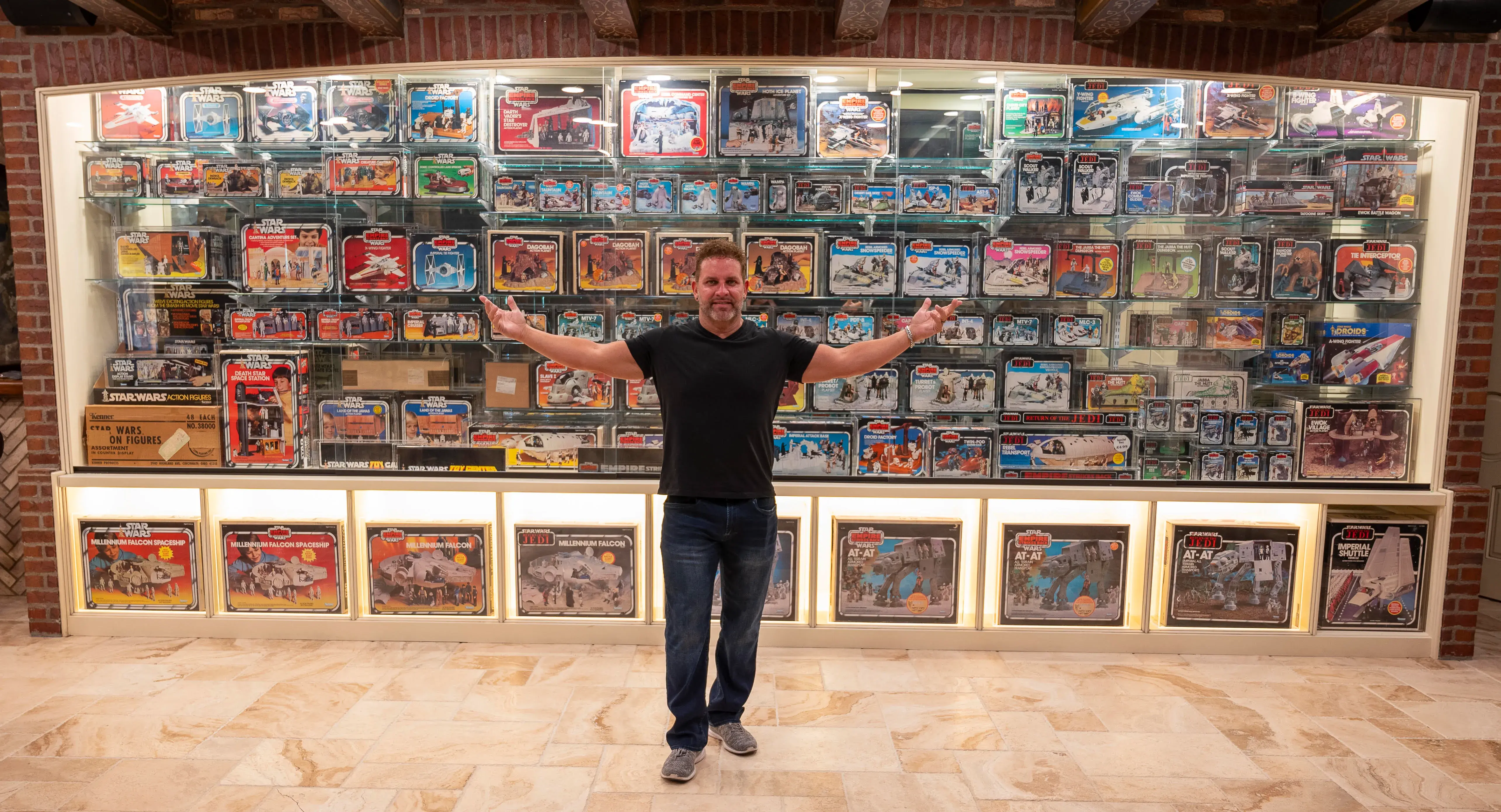 Super-collector Jeff Jacob bids farewell to his spectacular collection of 3,000+ AFA-graded action figures, which Hake’s will present in an auction series that starts in January 2025. Hake’s Auctions image
