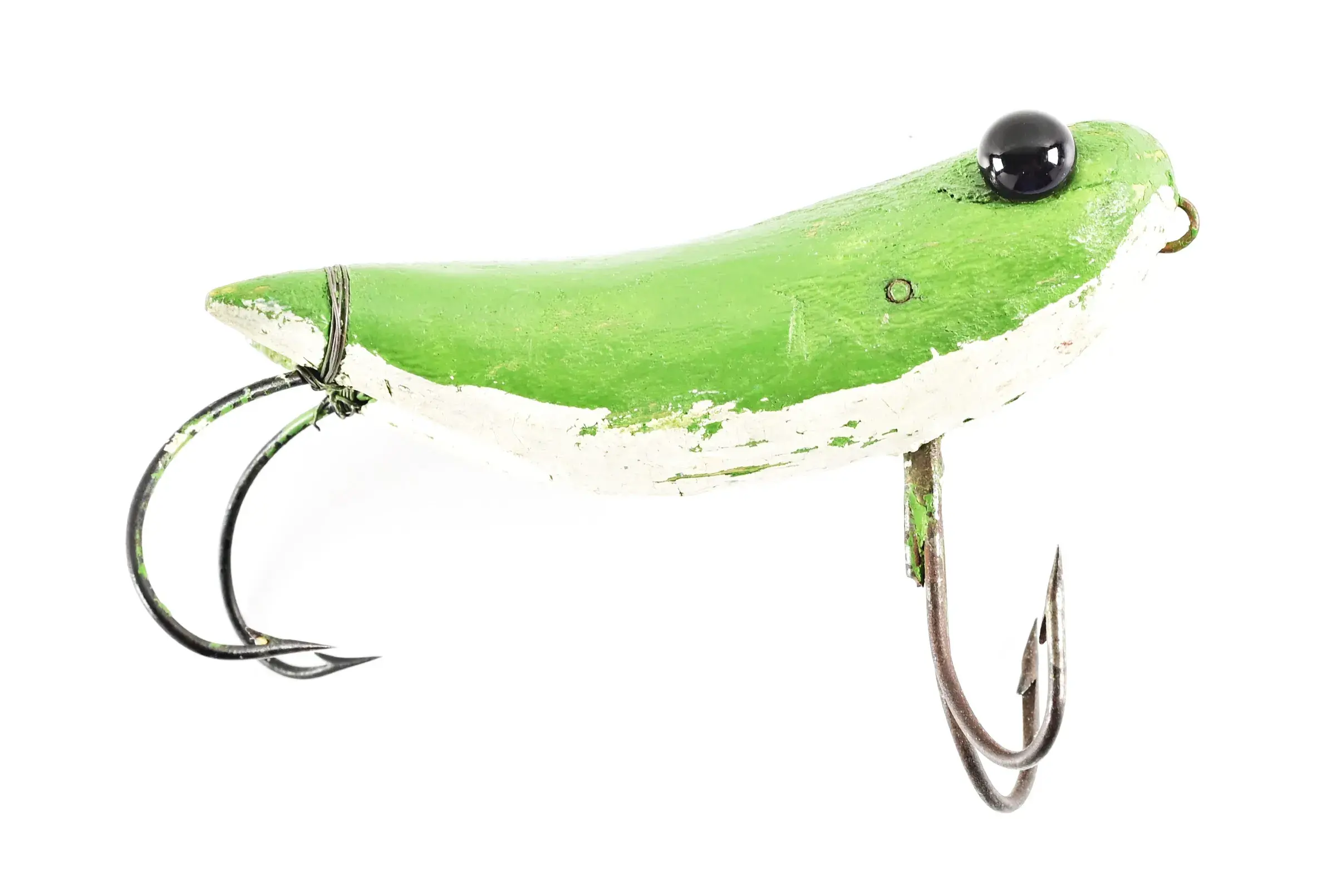 Angled view of one of the original eight Heddon ‘factory board’ frog lures hand-carved circa 1898 by Heddon Company founder James Heddon. To be auctioned Dec. 10 at Morphy’s Denver, Pa., gallery with a $30,000-$60,000 estimate. Image courtesy of Morphy Auctions