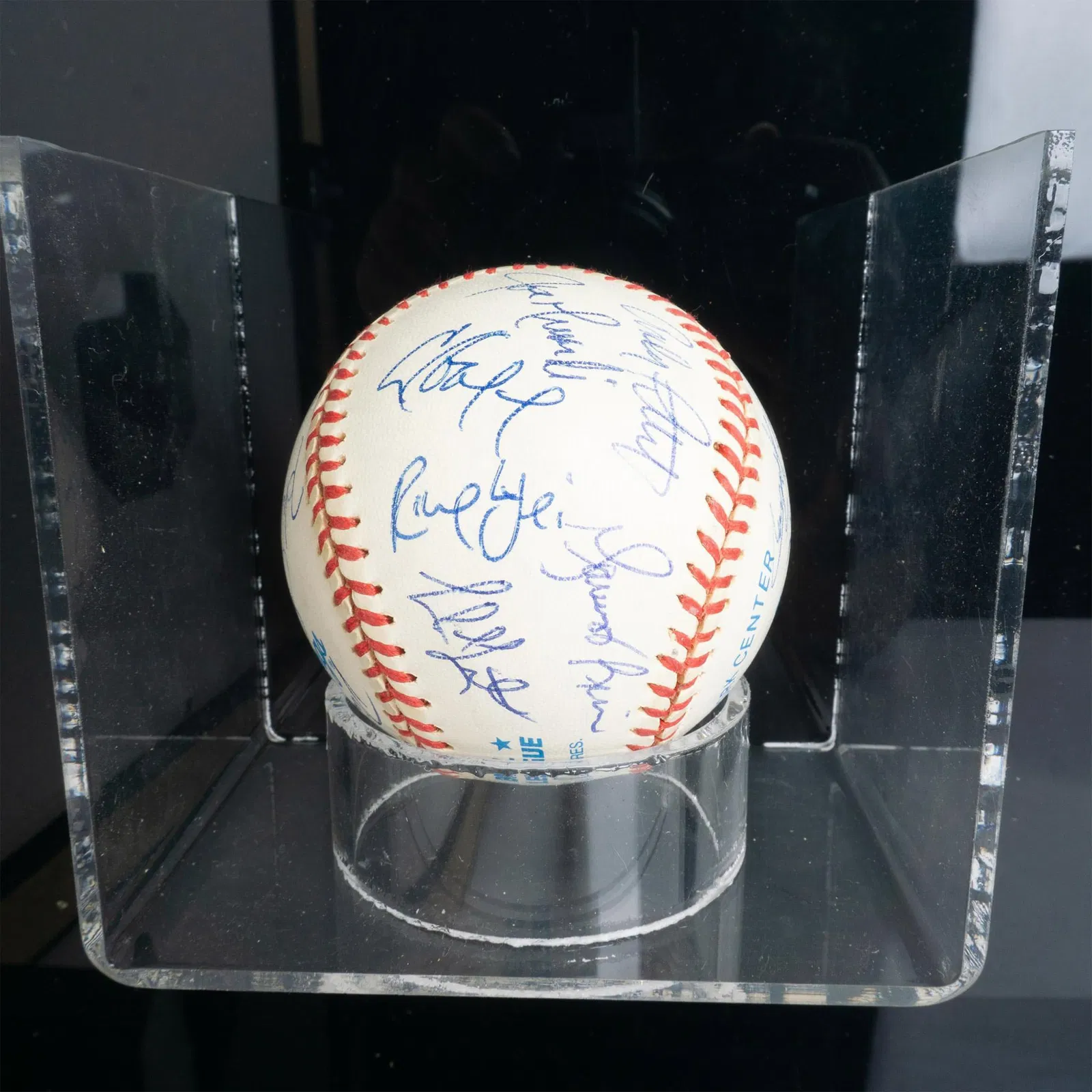 1998 New York Yankees Team Autographs Signed Baseball