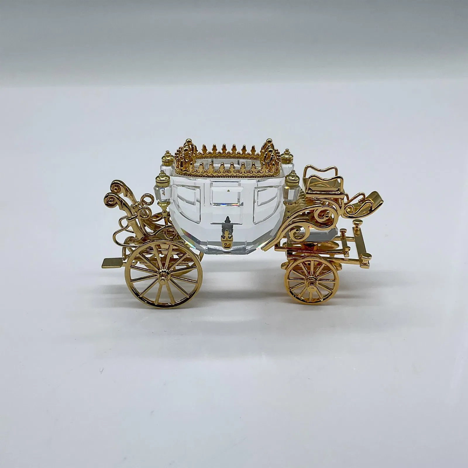 Swarovski Crystal Figurine, Carriage 220496