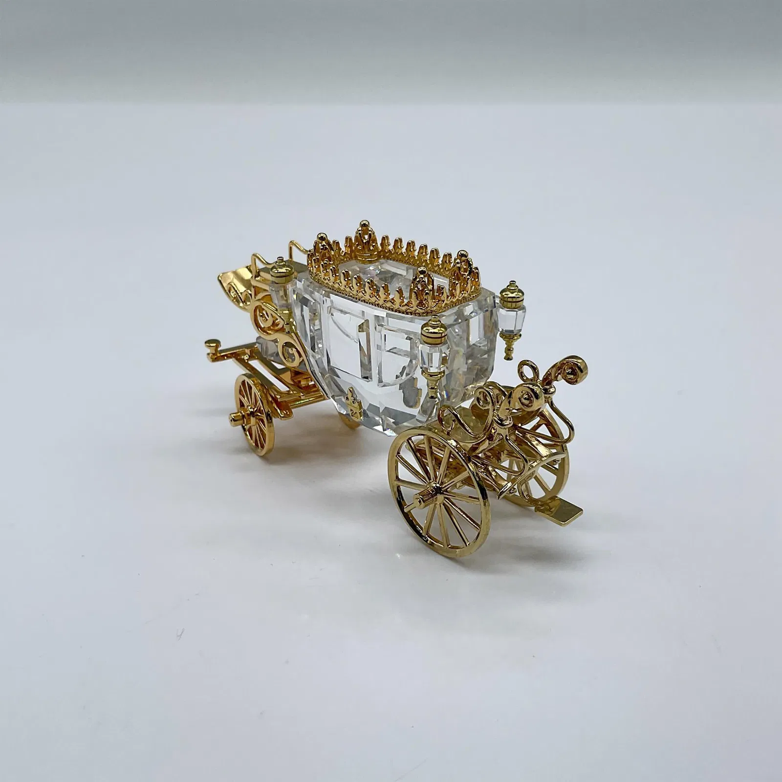 Swarovski Crystal Figurine, Carriage 220496