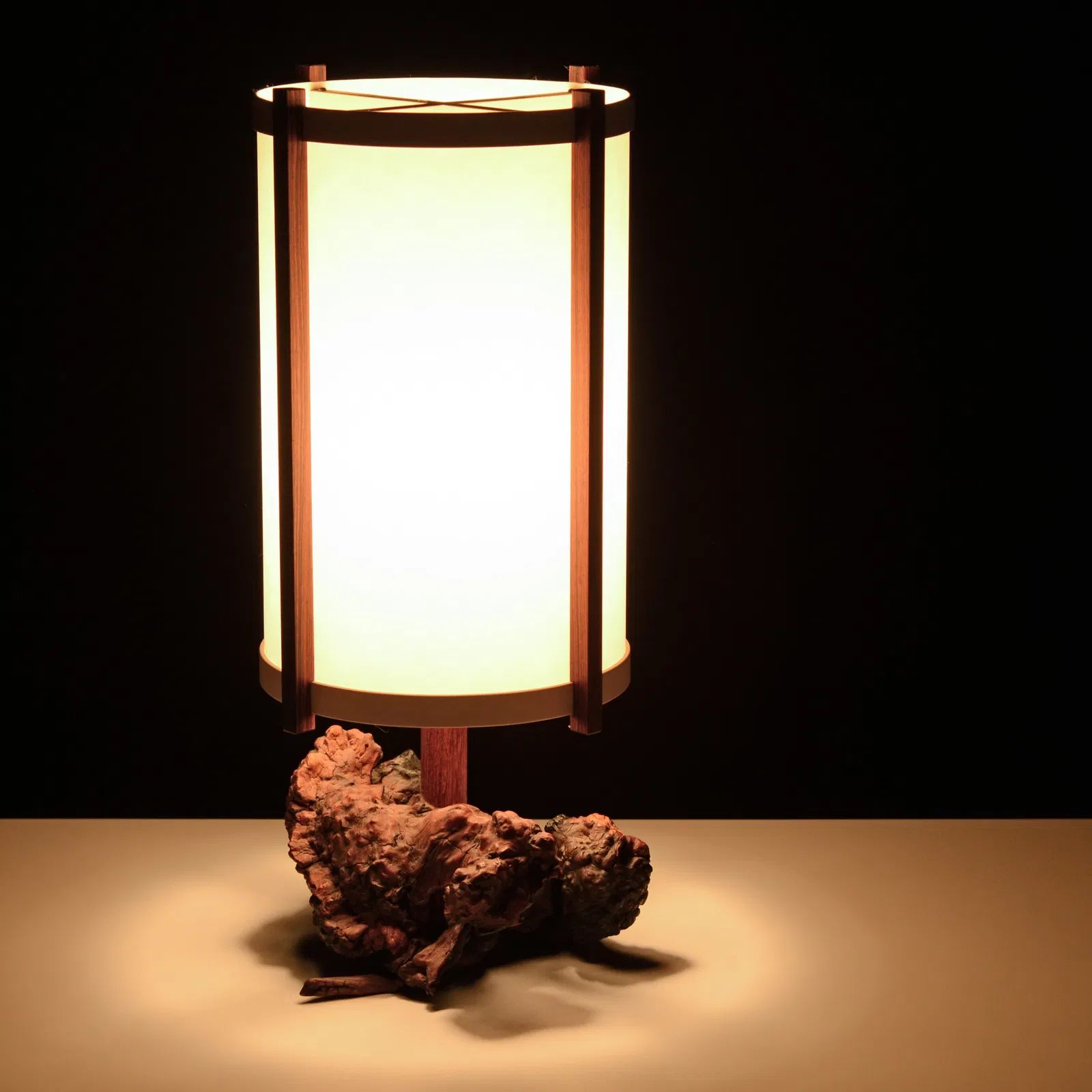 Mira Nakashima lamp. Image courtesy of Palm Beach Modern Auctions. 
